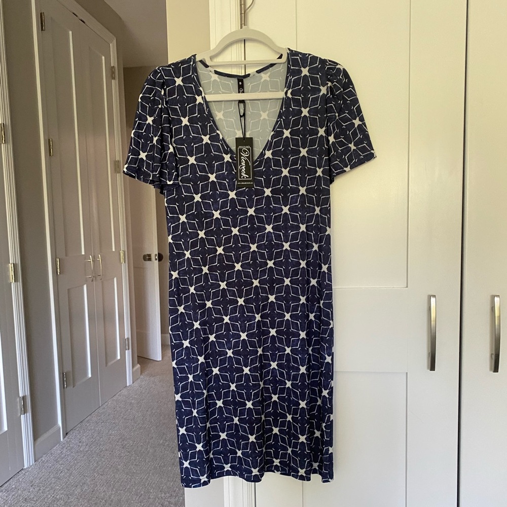 Deborah Viereck Short Sleeve V-Neck Dress size Small